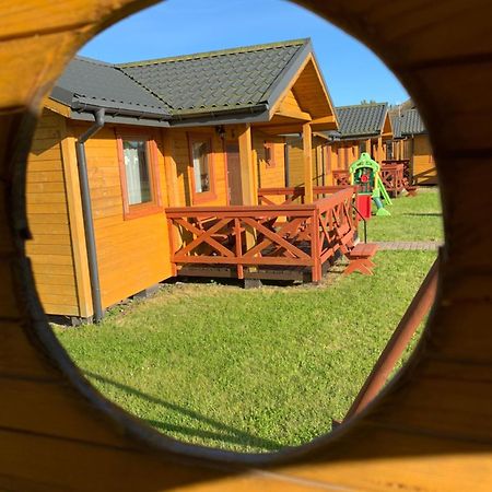 Villa Aurelia Pokoje Goscinne I Domki Letniskowe Mielenko Exterior foto