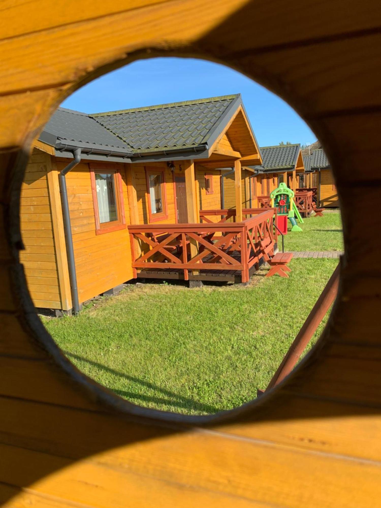 Villa Aurelia Pokoje Goscinne I Domki Letniskowe Mielenko Exterior foto